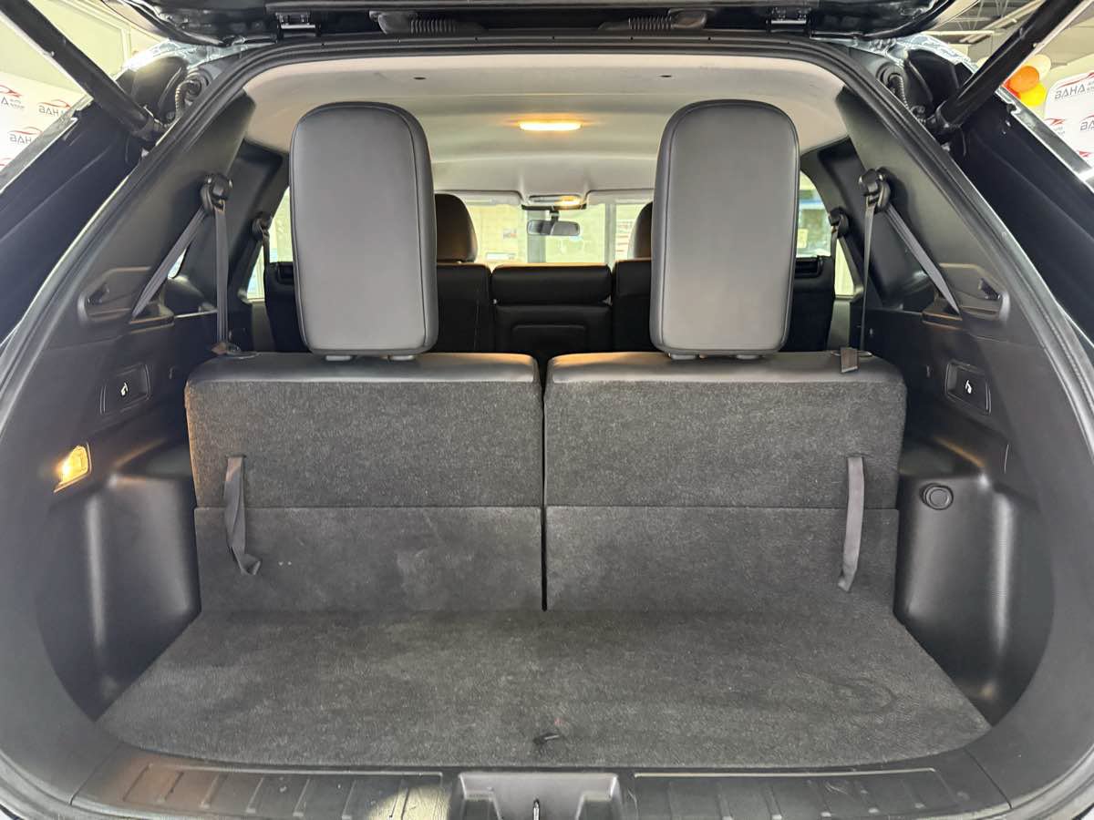Used 2024 Mitsubishi Outlander AWD image 43