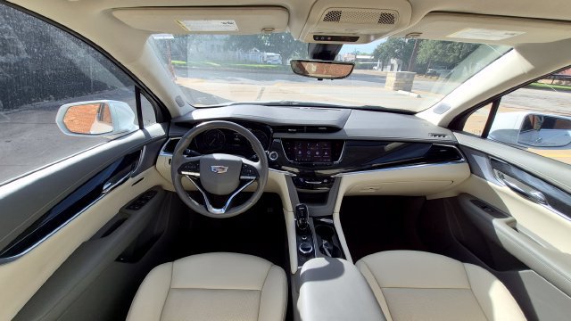 Used 2020 Cadillac XT6 Premium Luxury FWD image 22