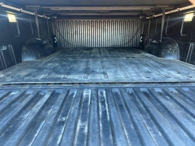 Used 2022 Toyota Tundra Platinum w/ Advanced Package image 19