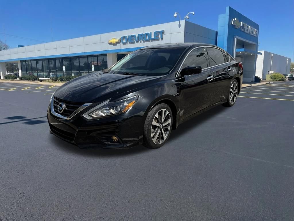 Used 2017 Nissan Altima 2.5 SR image 3