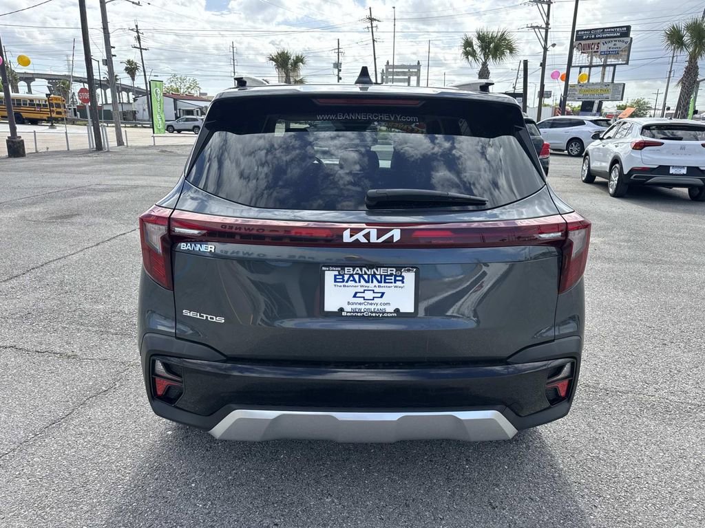 Used 2025 Kia Seltos S FWD image 6