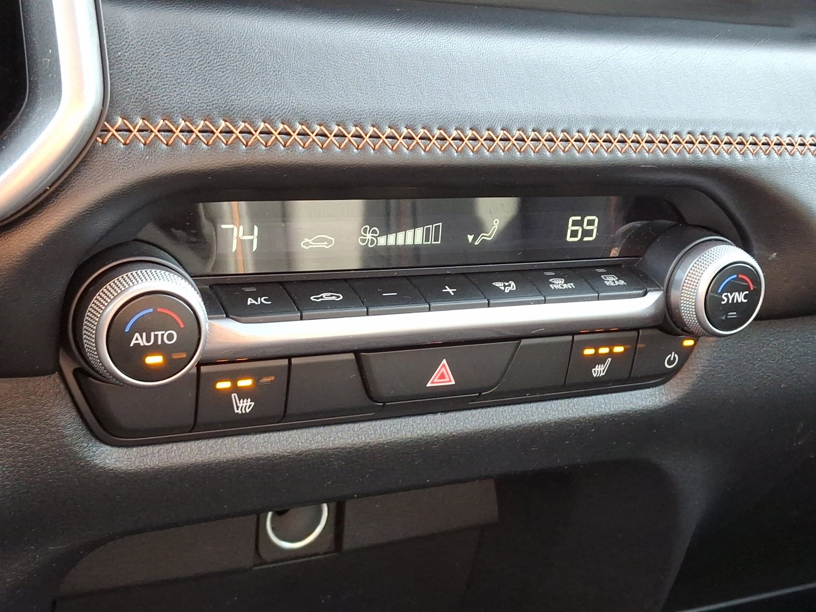 Certified 2025 MAZDA CX-50 AWD 2.5 Hybrid w/ Cargo Package image 16