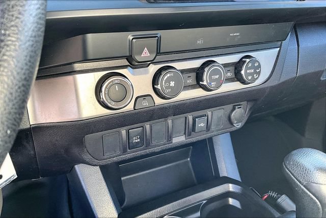 Used 2021 Toyota Tacoma SR AWD/4WD image 15