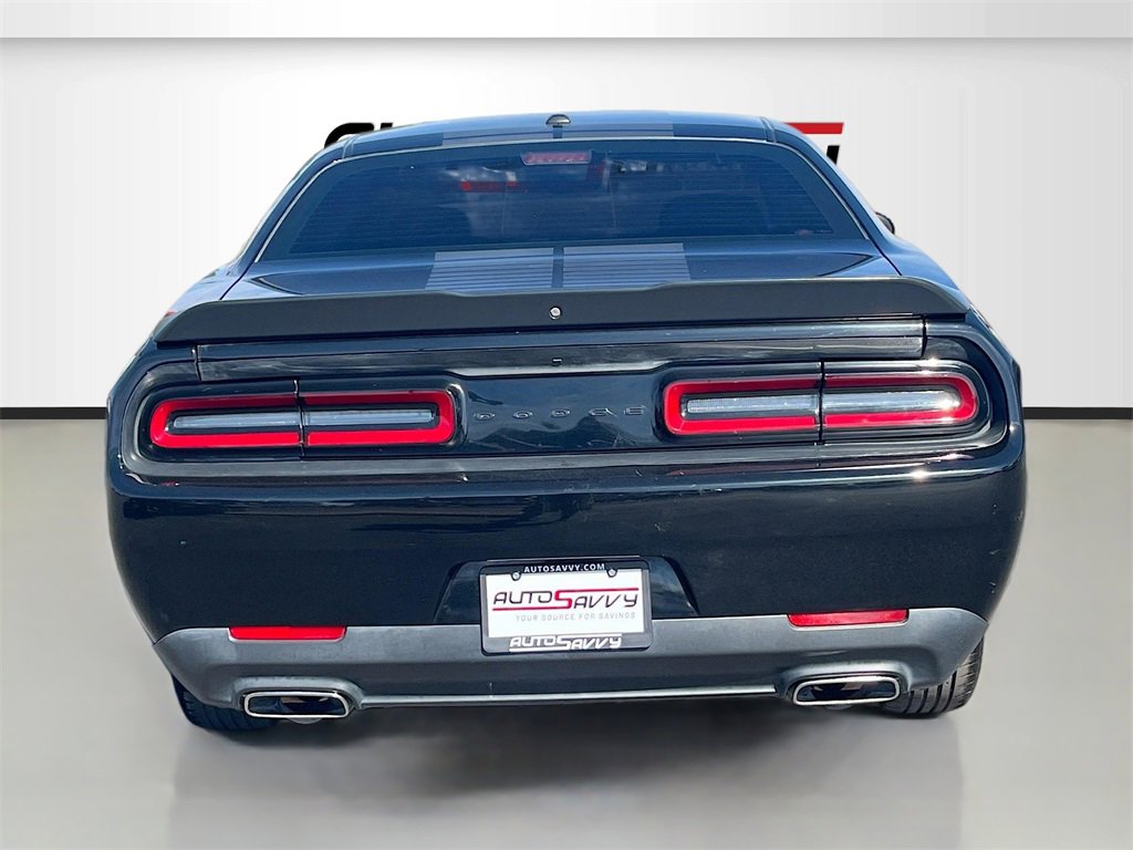 Used 2022 Dodge Challenger SXT w/ Blacktop Package image 6