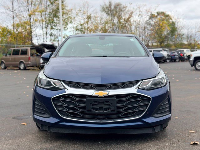 Used 2019 Chevrolet Cruze LT FWD image 2