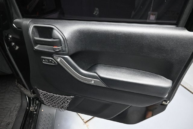 Used 2016 Jeep Wrangler Unlimited Sport w/ Quick Order Package 24S AWD/4WD image 28
