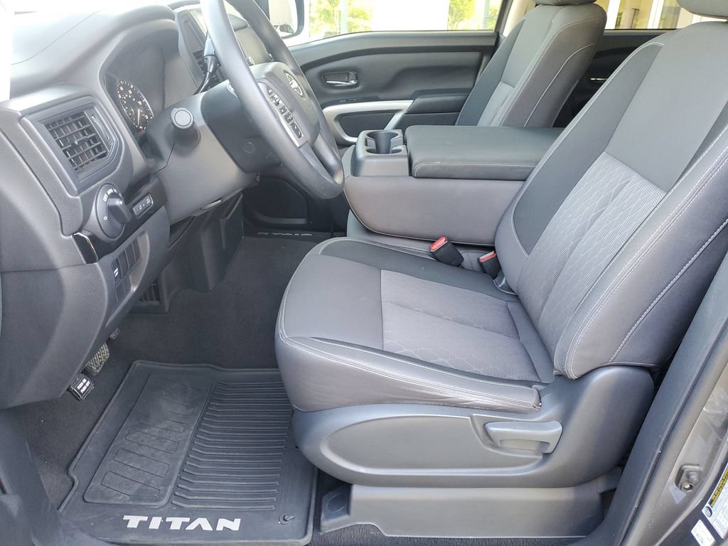Certified 2024 Nissan Titan SV AWD/4WD image 17