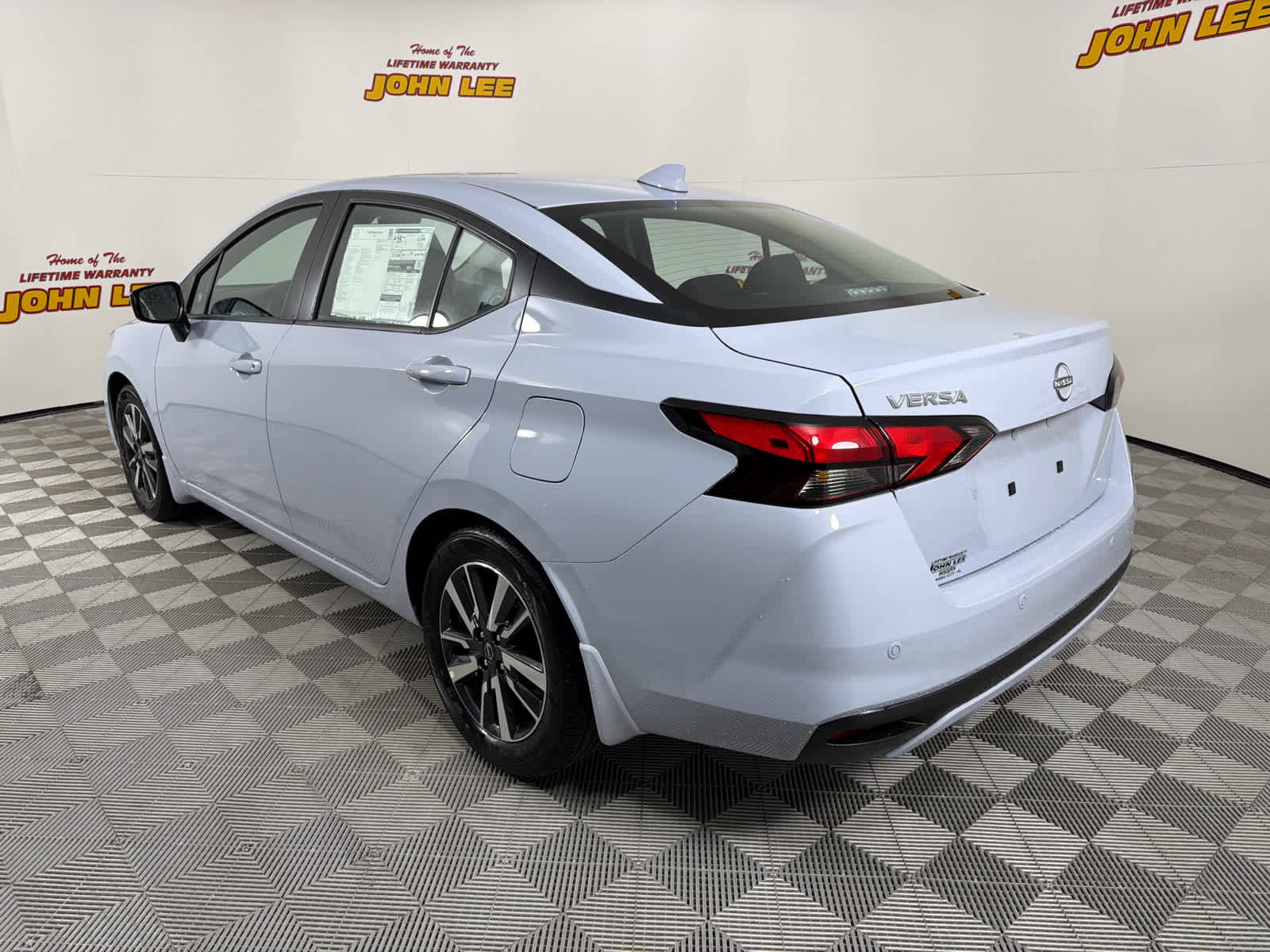 New 2025 Nissan Versa SV w/ Trunk Package FWD image 3