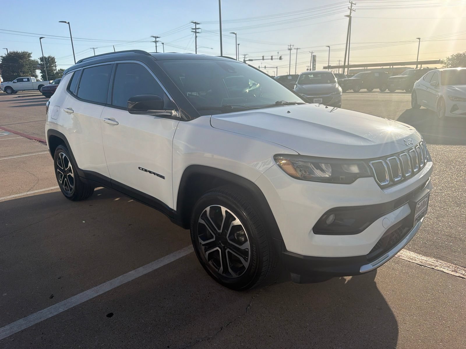 Used 2022 Jeep Compass Limited AWD/4WD image 3