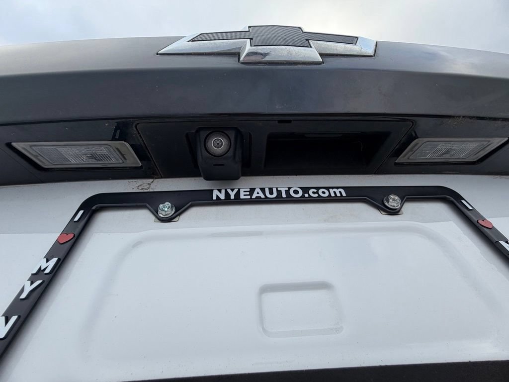 Used 2022 Chevrolet Bolt LT FWD image 38