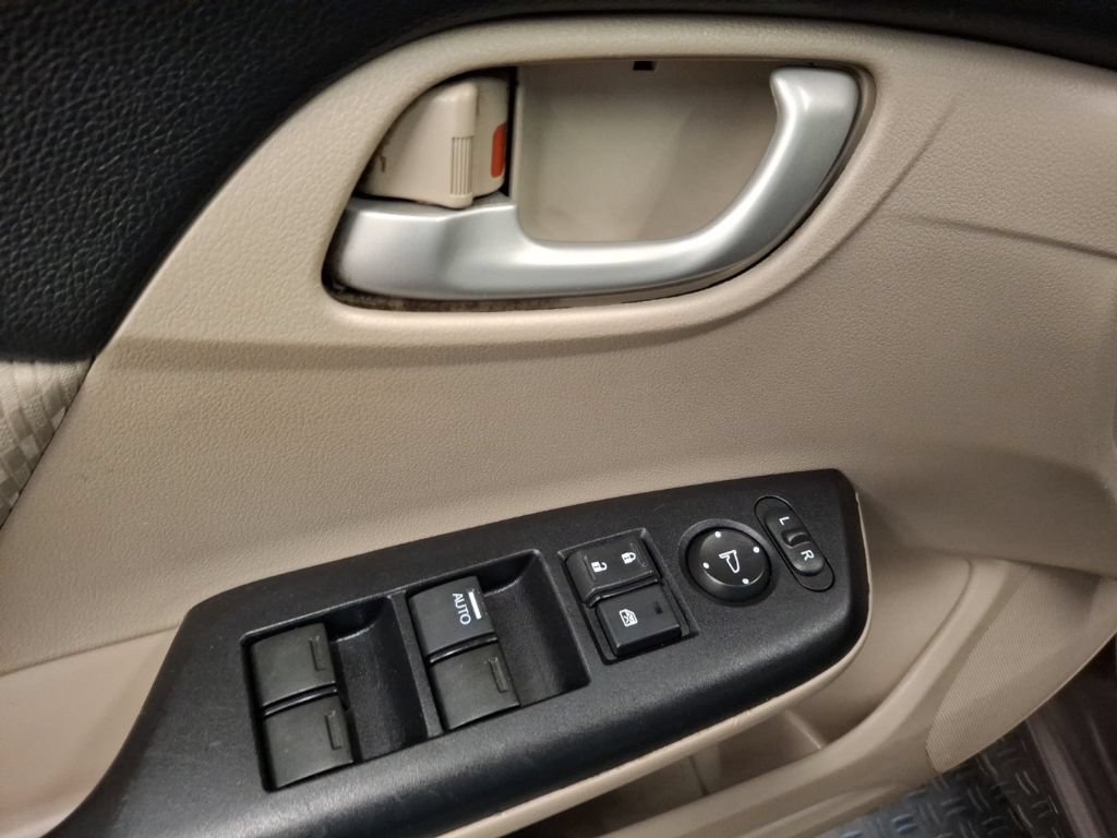 Used 2014 Honda Civic LX image 16