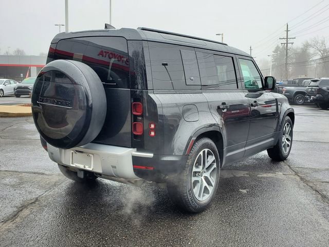 Used 2024 Land Rover Defender 110 S image 4