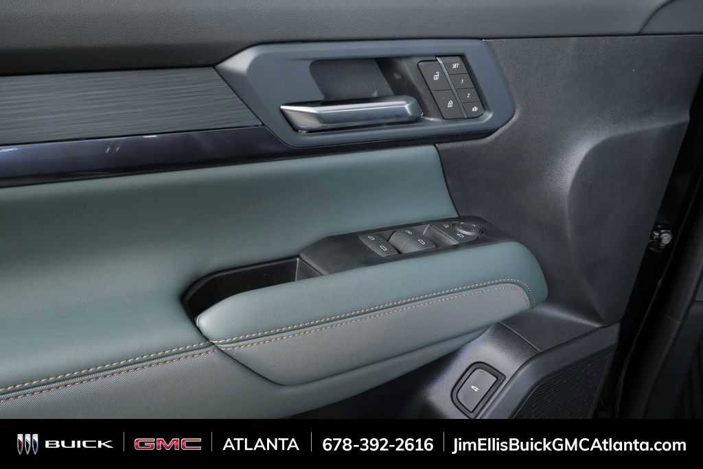 New 2026 GMC Terrain AT4 w/ Convenience Package III image 4
