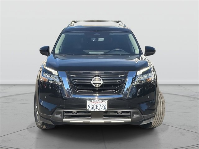 Used 2023 Nissan Pathfinder SL w/ SL Premium Package image 2