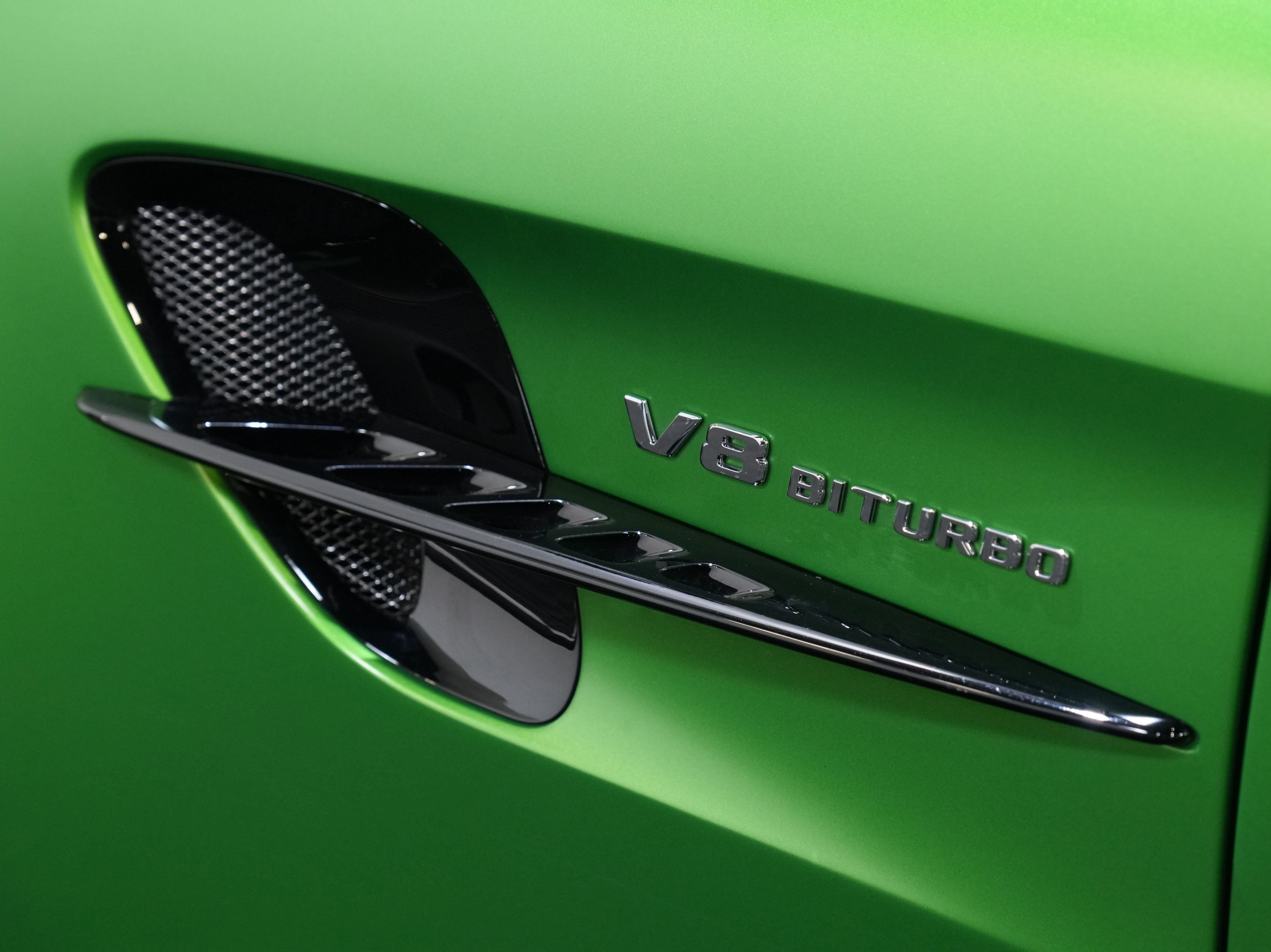 Used 2018 Mercedes-Benz AMG GT R image 20