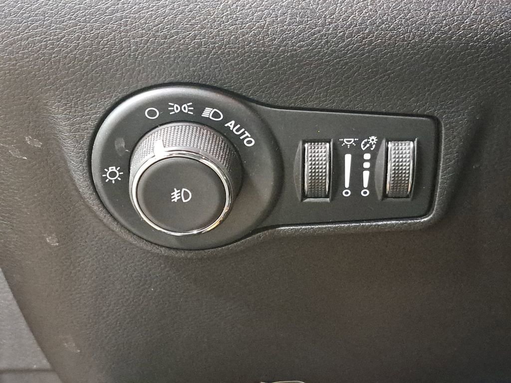 Certified 2022 Jeep Compass Limited AWD/4WD image 25