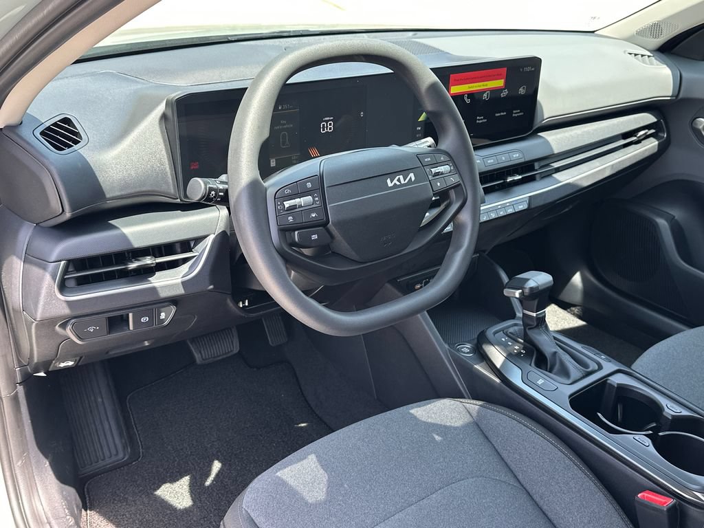 New 2026 Kia K4 FWD image 16