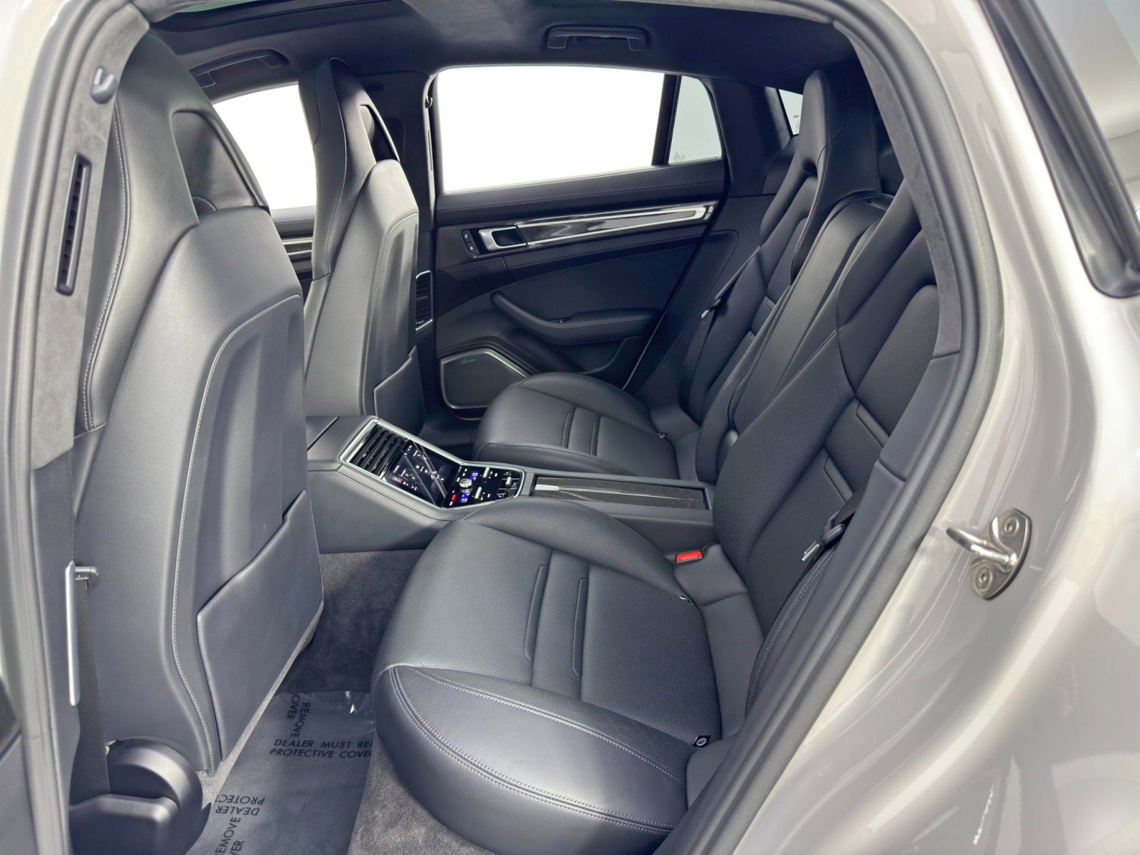 Used 2022 Porsche Panamera Turbo S w/ Premium Package image 47