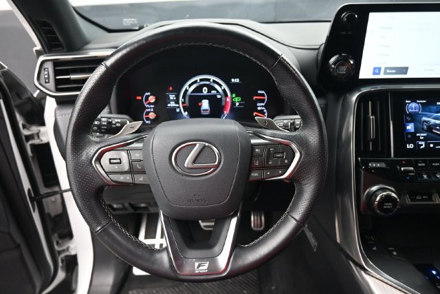 Used 2023 Lexus LX 600 F Sport w/ Accessory Package (Z1) AWD/4WD image 15