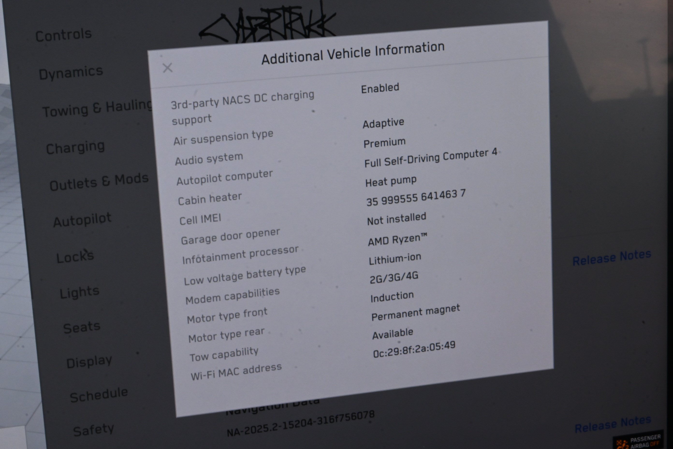 Used 2025 Tesla Cybertruck AWD Crew Cab image 19