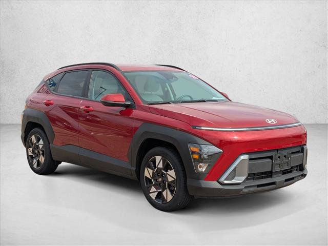 Used 2025 Hyundai Kona SEL image 3