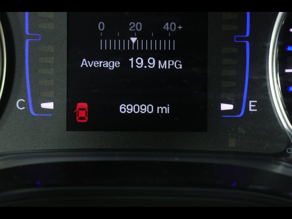 Used 2016 Chrysler 200 S FWD image 18