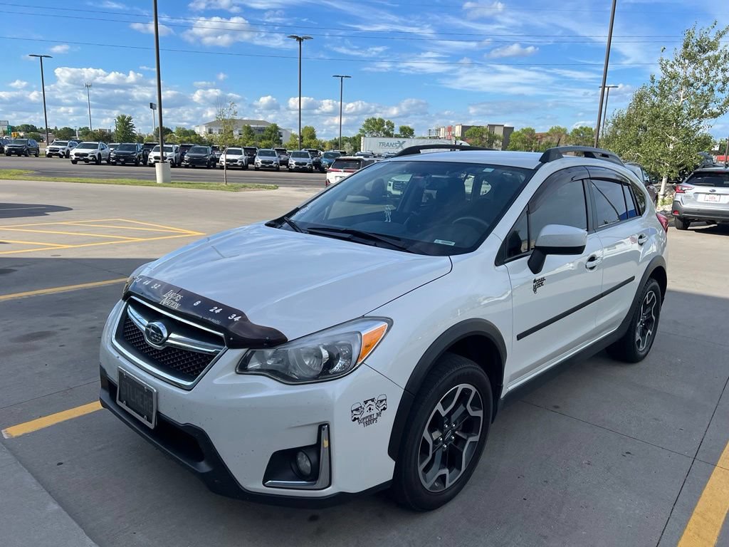 Used 2016 Subaru Crosstrek 2.0i Premium AWD/4WD image 2