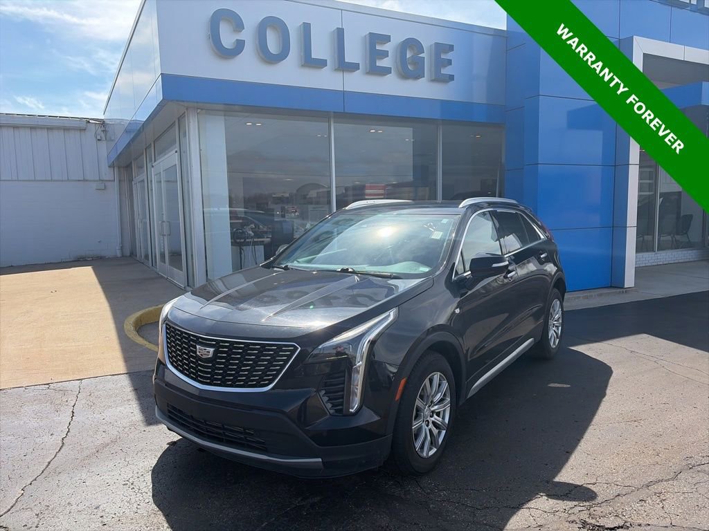 Used 2023 Cadillac XT4 Premium Luxury image 1