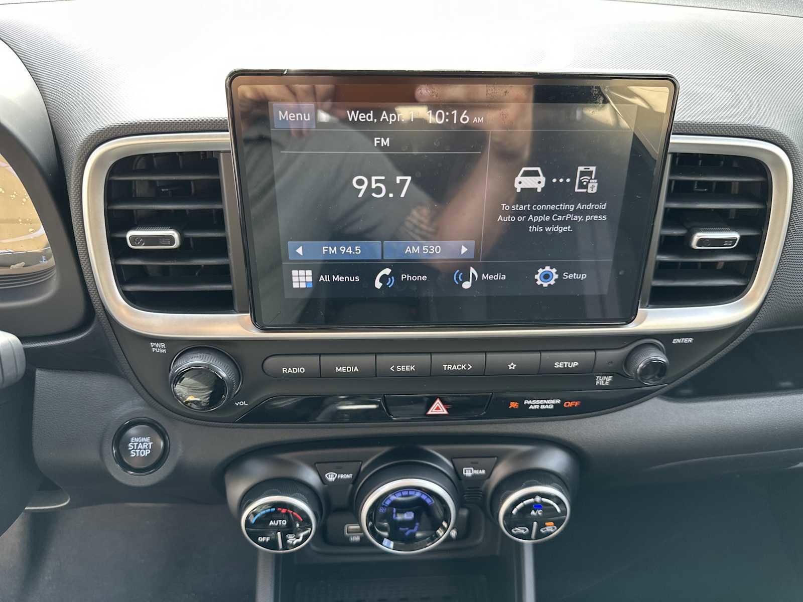 New 2026 Hyundai Venue SEL image 16