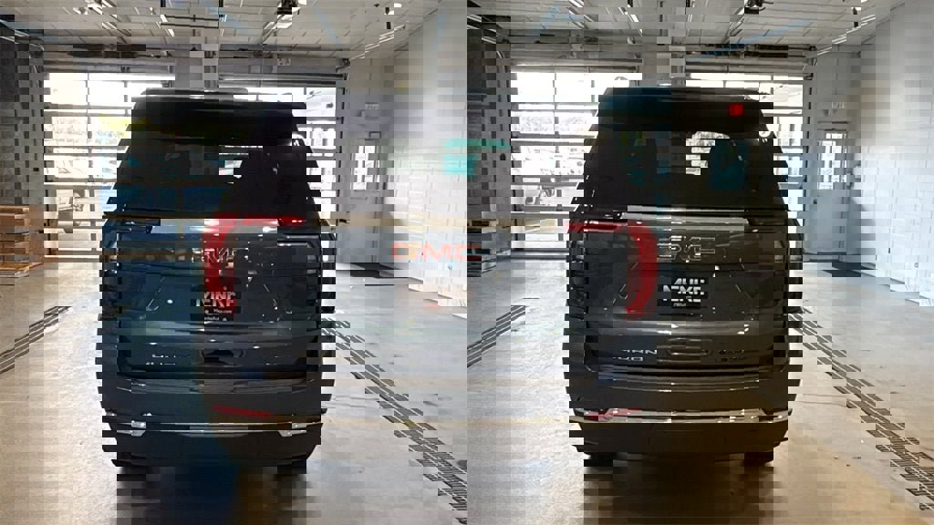 New 2026 GMC Yukon Elevation image 6