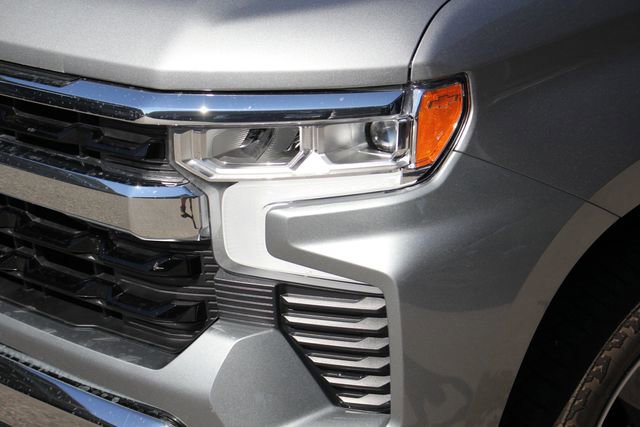 Used 2025 Chevrolet Silverado 1500 LT w/ Texas Edition Plus image 2