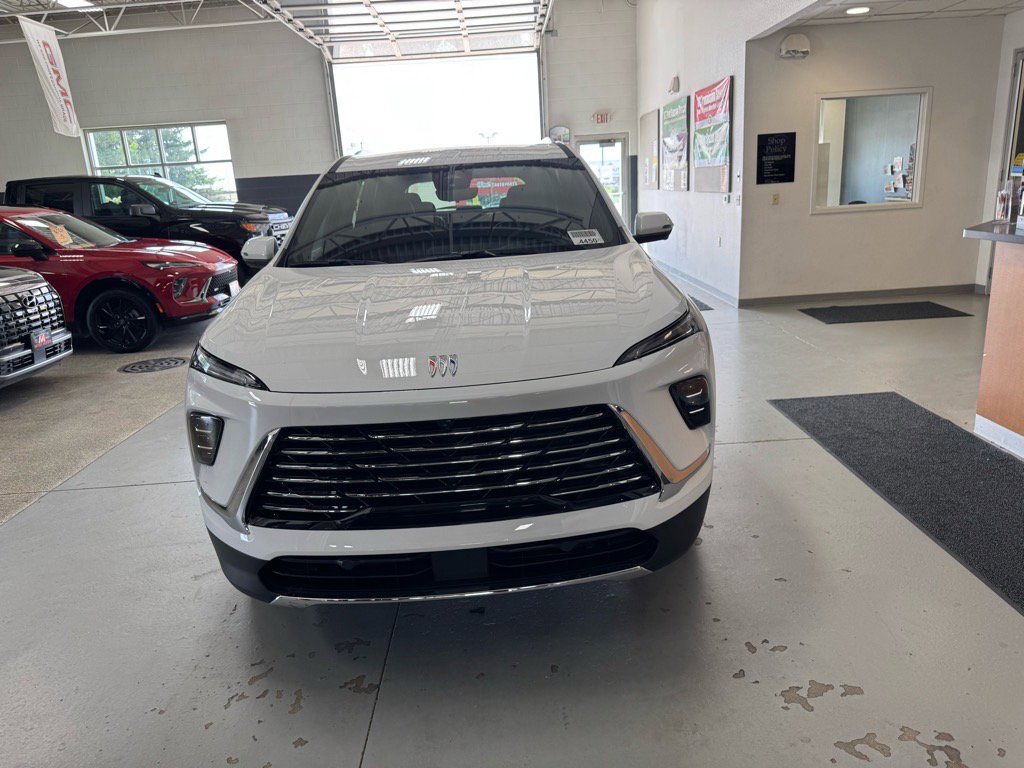 New 2026 Buick Enclave Preferred w/ Power Package image 2