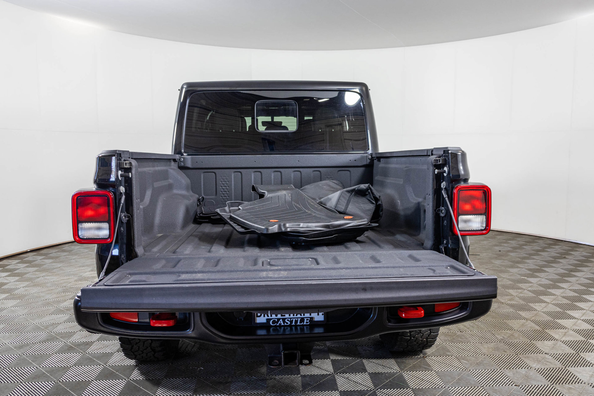 Used 2022 Jeep Gladiator Rubicon w/ Cold Weather Group AWD/4WD image 41