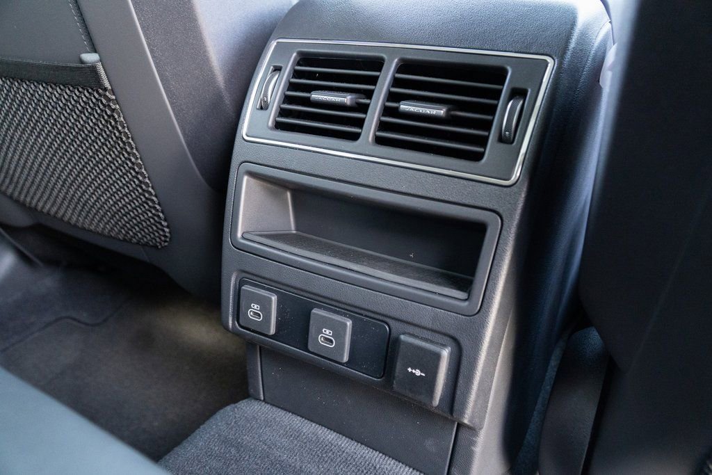 Used 2025 Jaguar F-PACE R-Dynamic S AWD/4WD image 24