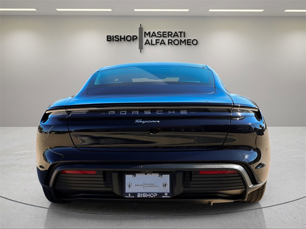 Used 2022 Porsche Taycan image 6