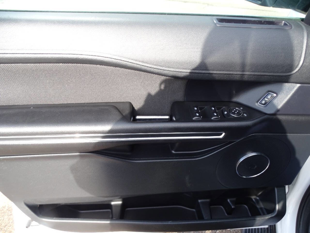 Used 2020 Ford Expedition XL AWD/4WD image 13