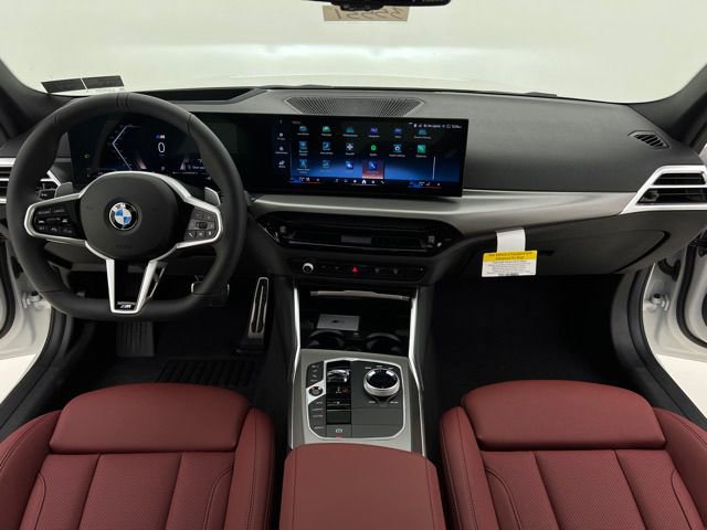 New 2026 BMW 330i xDrive Sedan w/ M Sport Package AWD/4WD image 13