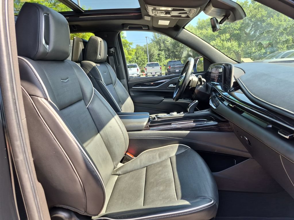 Used 2021 Cadillac Escalade Sport w/ Driver Assist Tech Package RWD image 40
