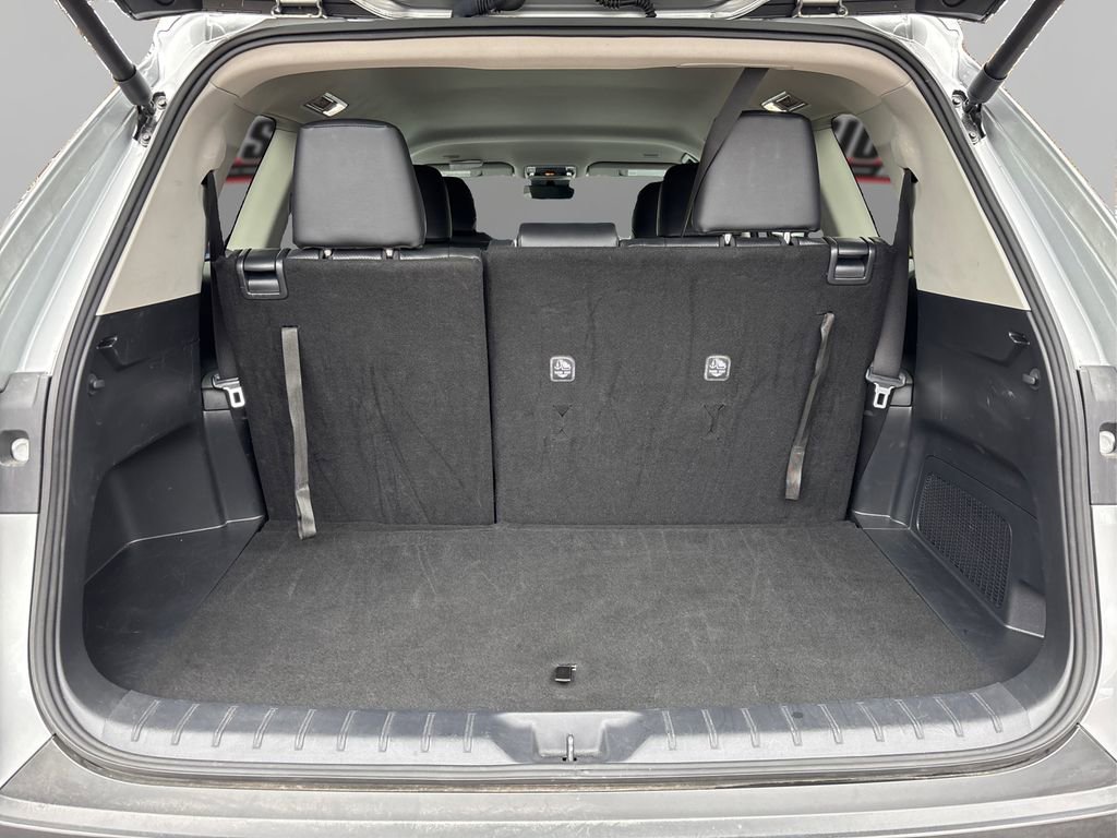 Used 2025 Toyota Grand Highlander XLE image 11