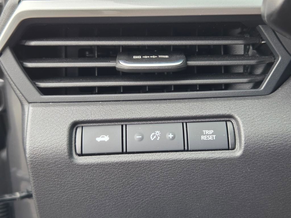 Used 2025 Nissan Altima 2.5 SV image 25