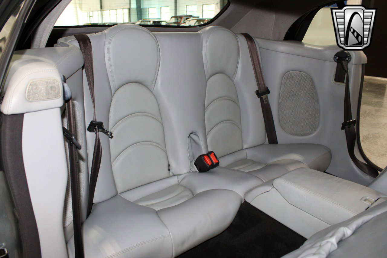 Used 2004 Jaguar XK8 Convertible image 25