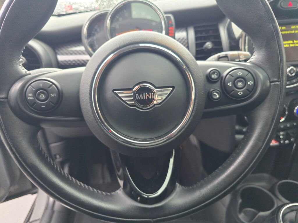 Used 2016 MINI Cooper S image 22
