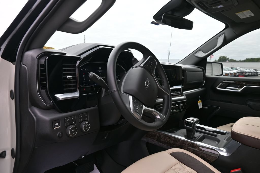 Used 2026 Chevrolet Silverado 1500 RST w/ All Star Edition Plus AWD/4WD image 26