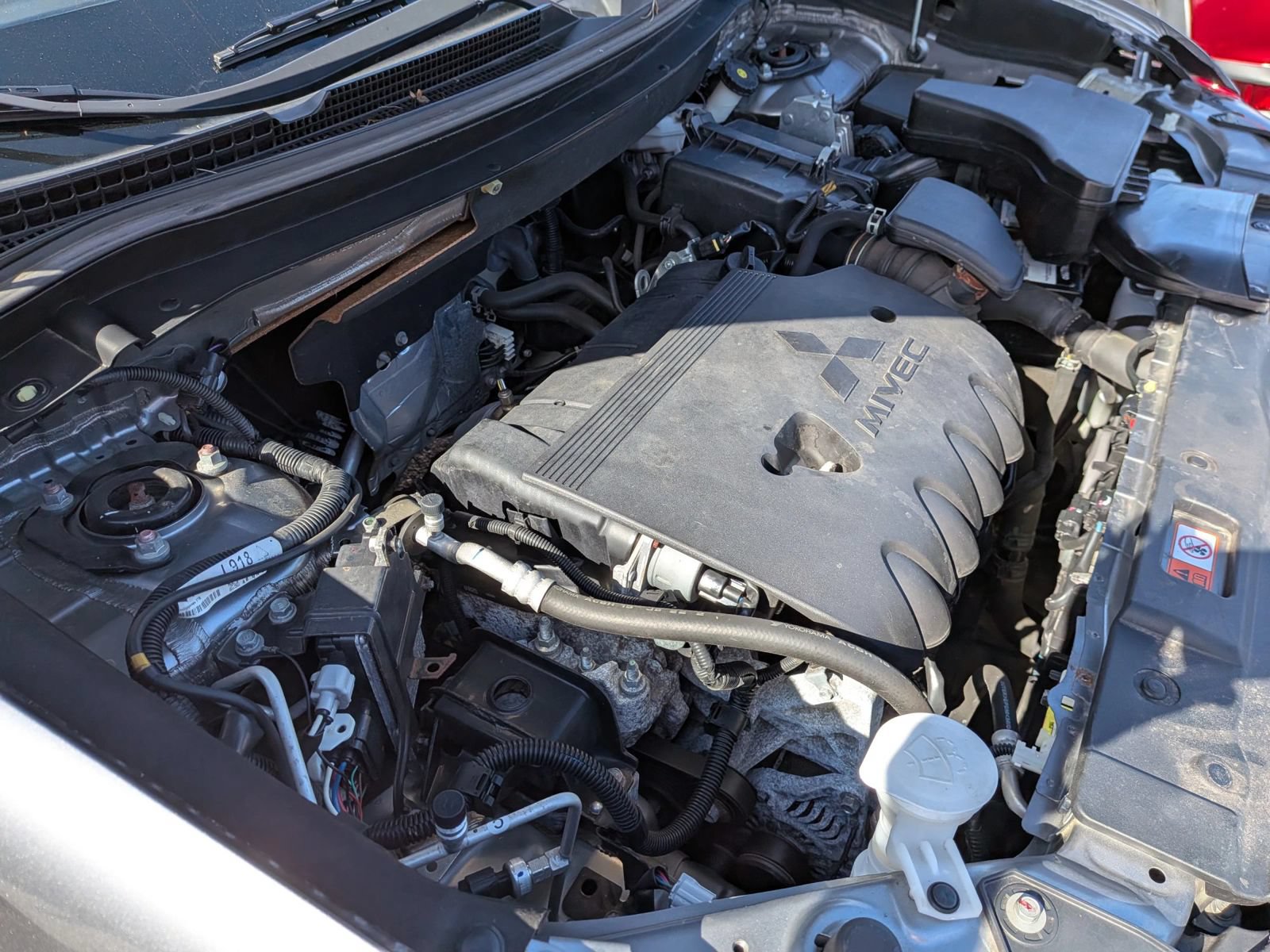 Used 2020 Mitsubishi Outlander ES FWD image 14