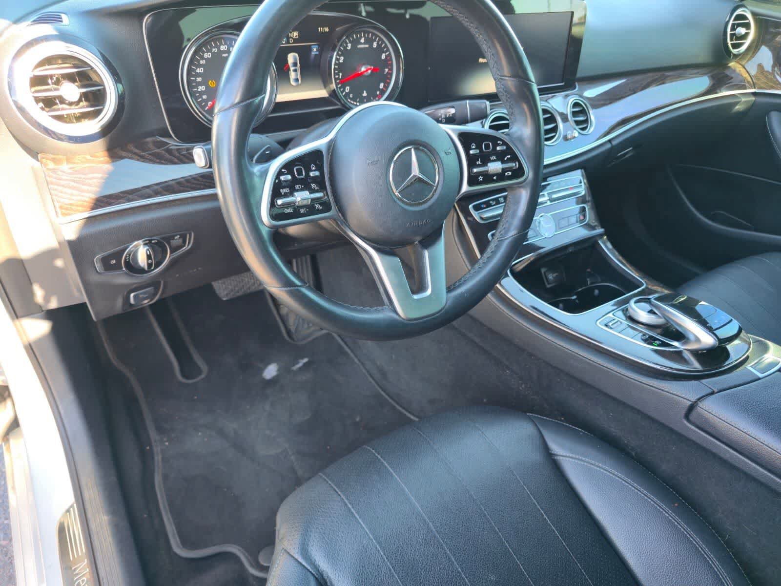 Used 2019 Mercedes-Benz E 300 4MATIC image 10