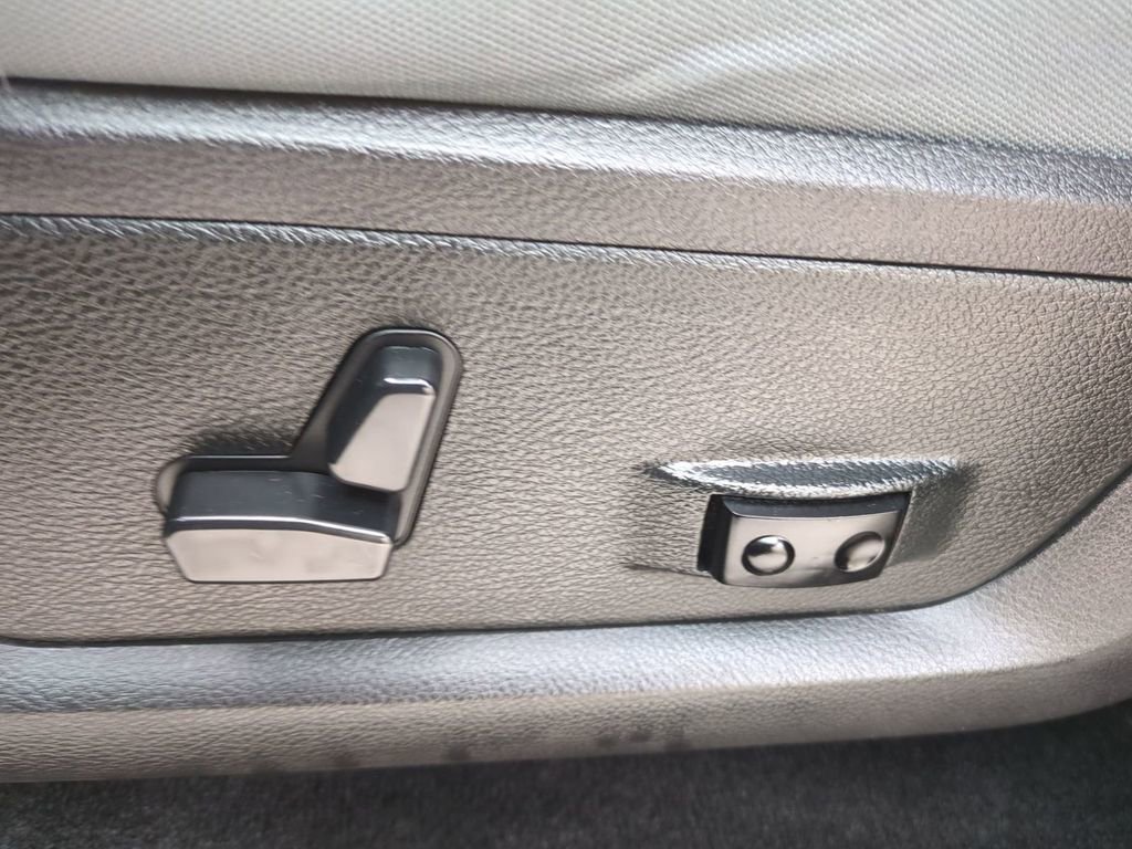 Used 2017 RAM 2500 Big Horn image 16