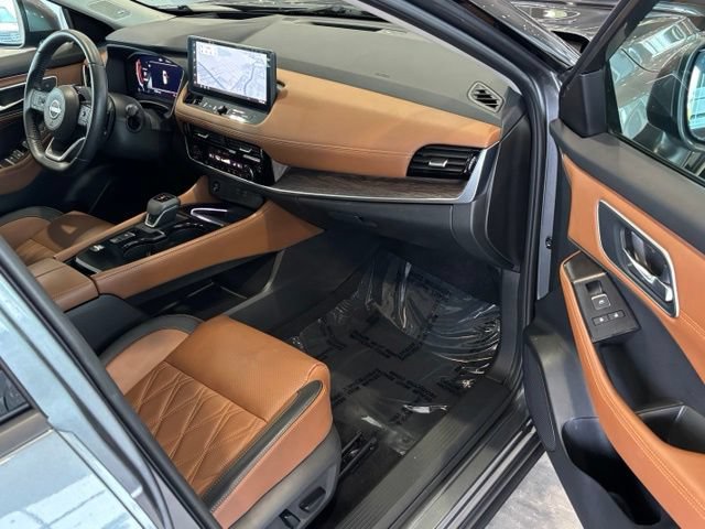 Used 2024 Nissan Rogue Platinum w/ Platinum Premium Package FWD image 40