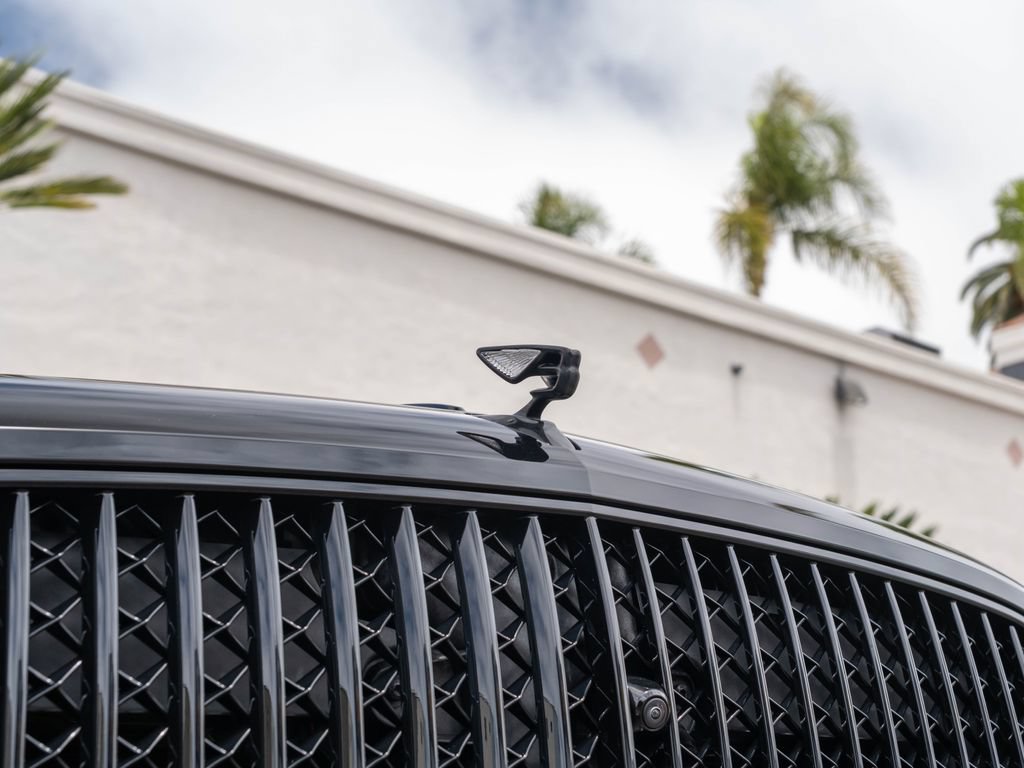 Used 2024 Bentley Flying Spur V8 AWD/4WD image 35