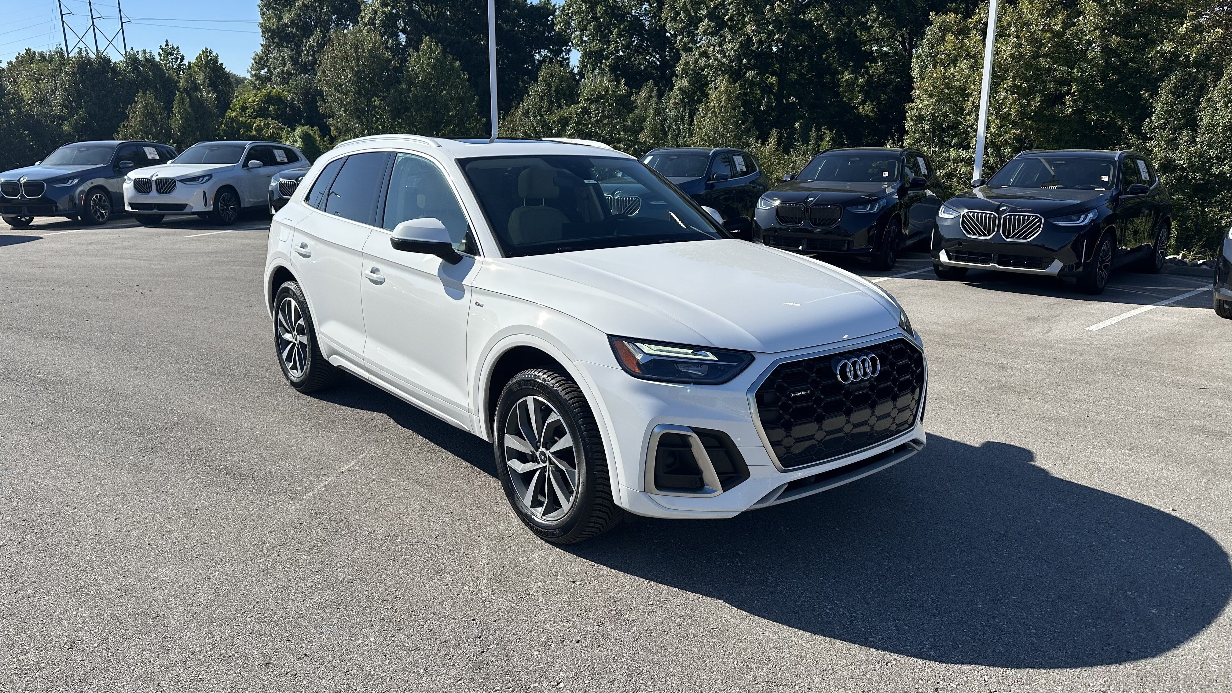 Used 2022 Audi Q5 2.0T Premium Plus AWD/4WD image 2