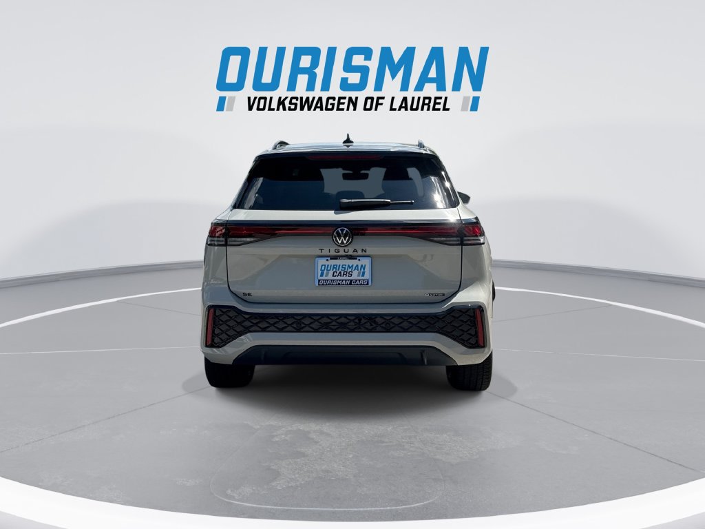 New 2026 Volkswagen Tiguan SE R-Line AWD/4WD image 7